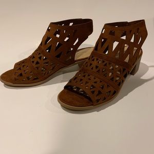 👠 2 for $20 👠 American Eagle Size 8